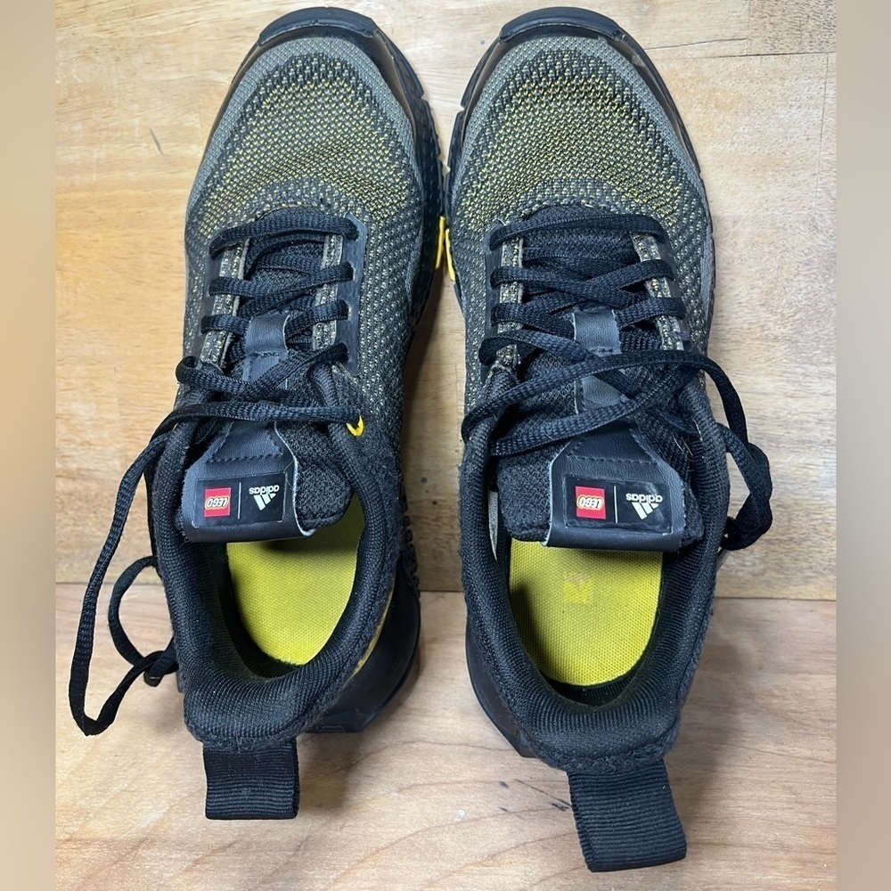 Adidas LEGO x Sport Pro J Womens Size 7 Shoes Sneakers Black/Equipment Yellow - Picture 6 of 9